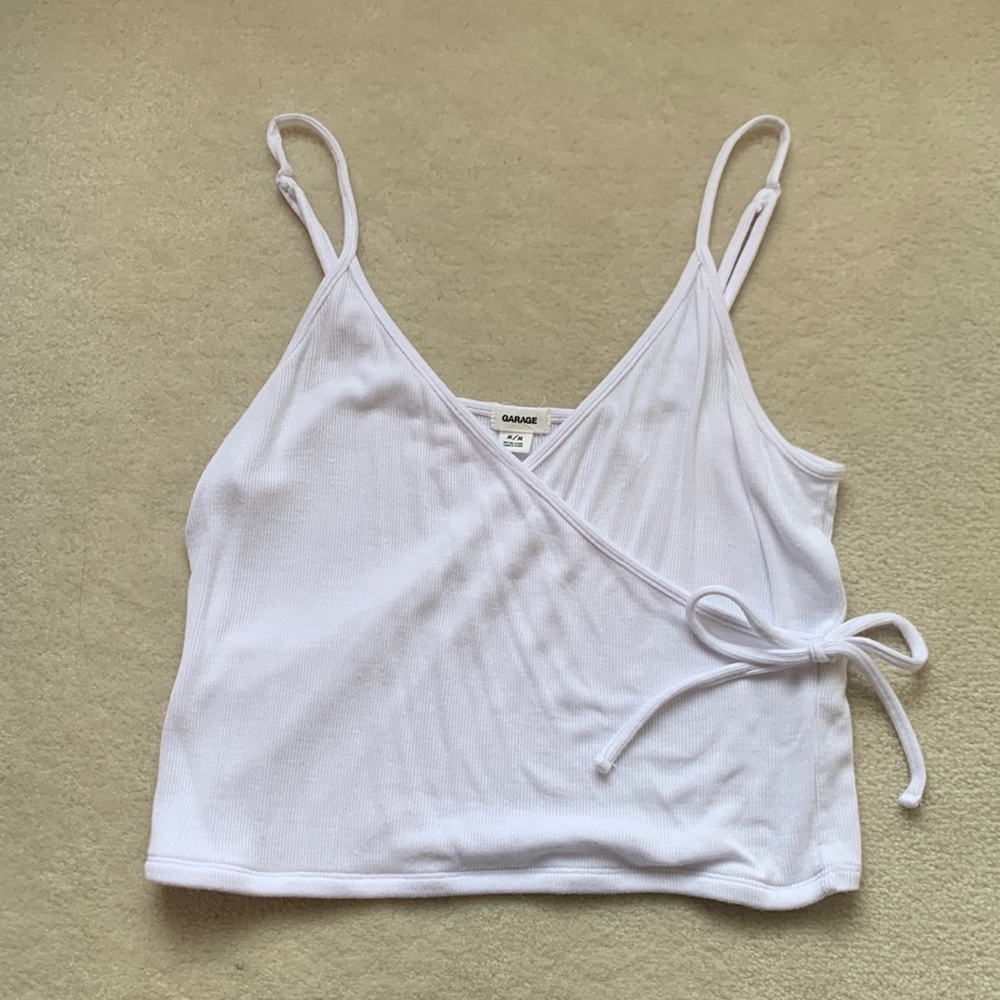 Garage cropped tank
